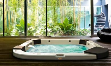 همه چیز درباره جکوزی: از مزایا تا نگهداری